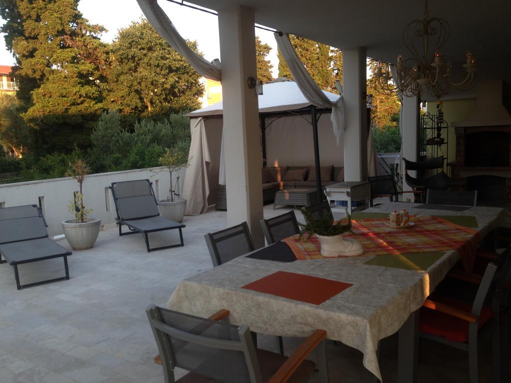 Apartments Casa Nostra Biograd Na Moru Szoba fotó